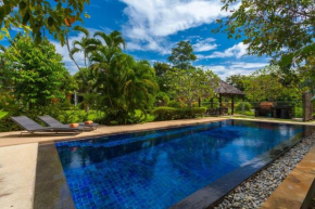 23 - Seaside Villa Retreat